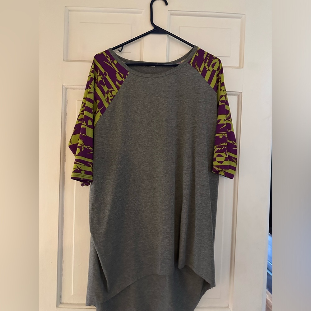 Halloween LuLa Roe Top L